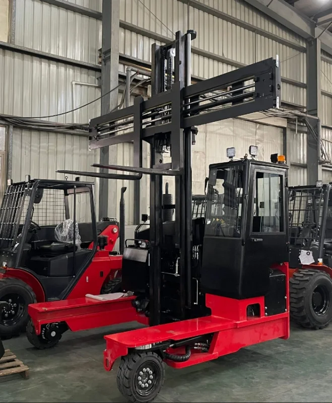Forklifts — photo 2