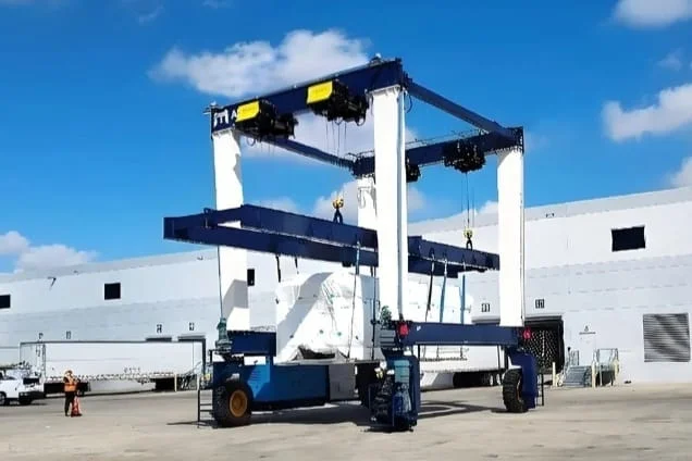 RTG (Rubber Tyred Gantry Cranes)